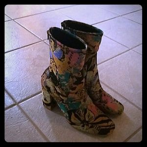 Brand new, ASOSfloral print tapestry boots